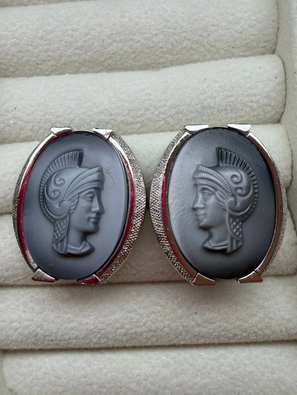Classic Grey Cameo Men’s Cufflinks